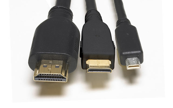 Sử dụng cổng HDMI là một trong những cách kết nối máy tính với máy chiếu nhanh chóng, tiện lợi